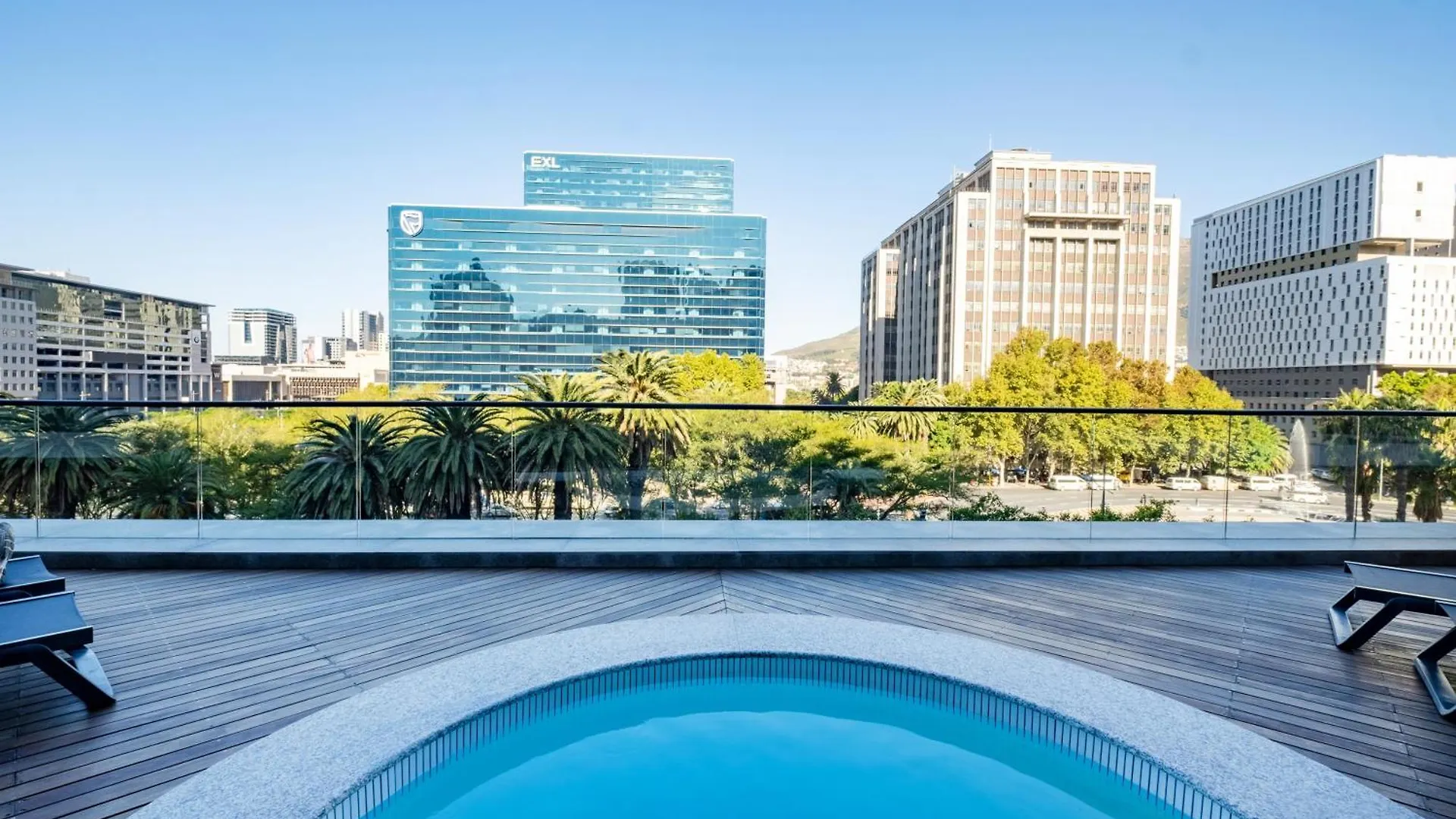 Zeeland Pier - Stylish Studio Near Cticc - Prime Location Cape Town Daire