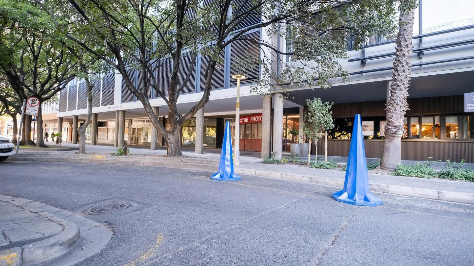 Zeeland Pier - Stylish Studio Near Cticc - Prime Location ケープタウン 0*,  南アフリカ